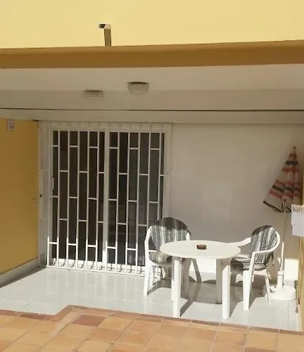 Los Corales بلايا ديل إنغلز